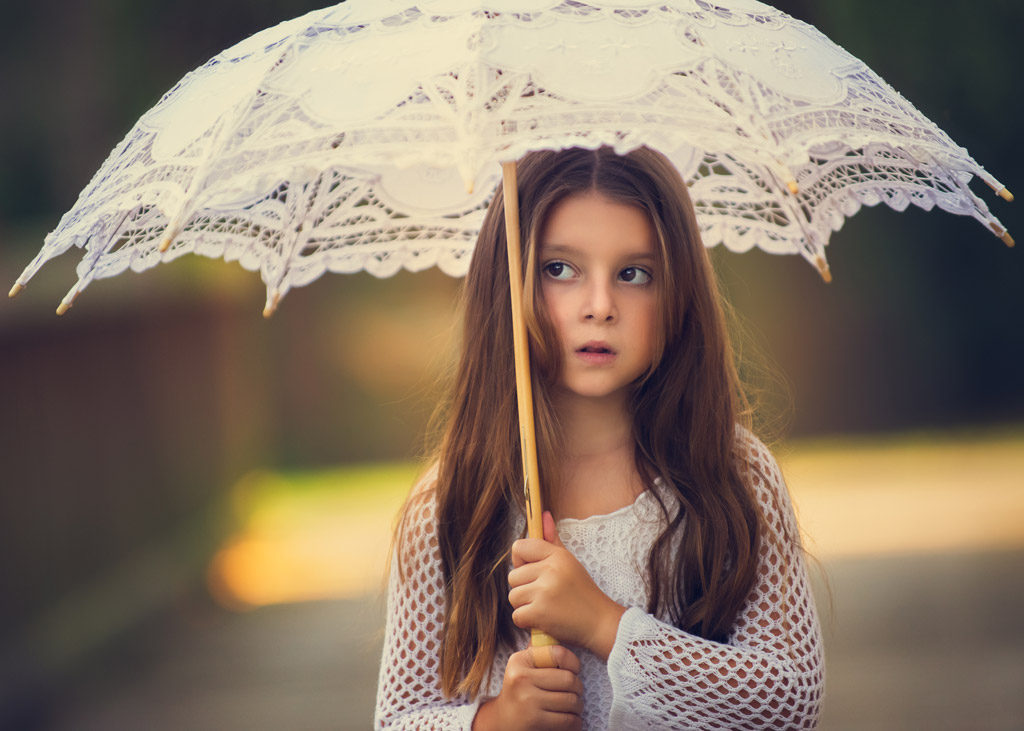 小5の夏休みに知らないいおじさんに話しかけて傘を借りた。母とお礼に行ったときの母の発言に・・